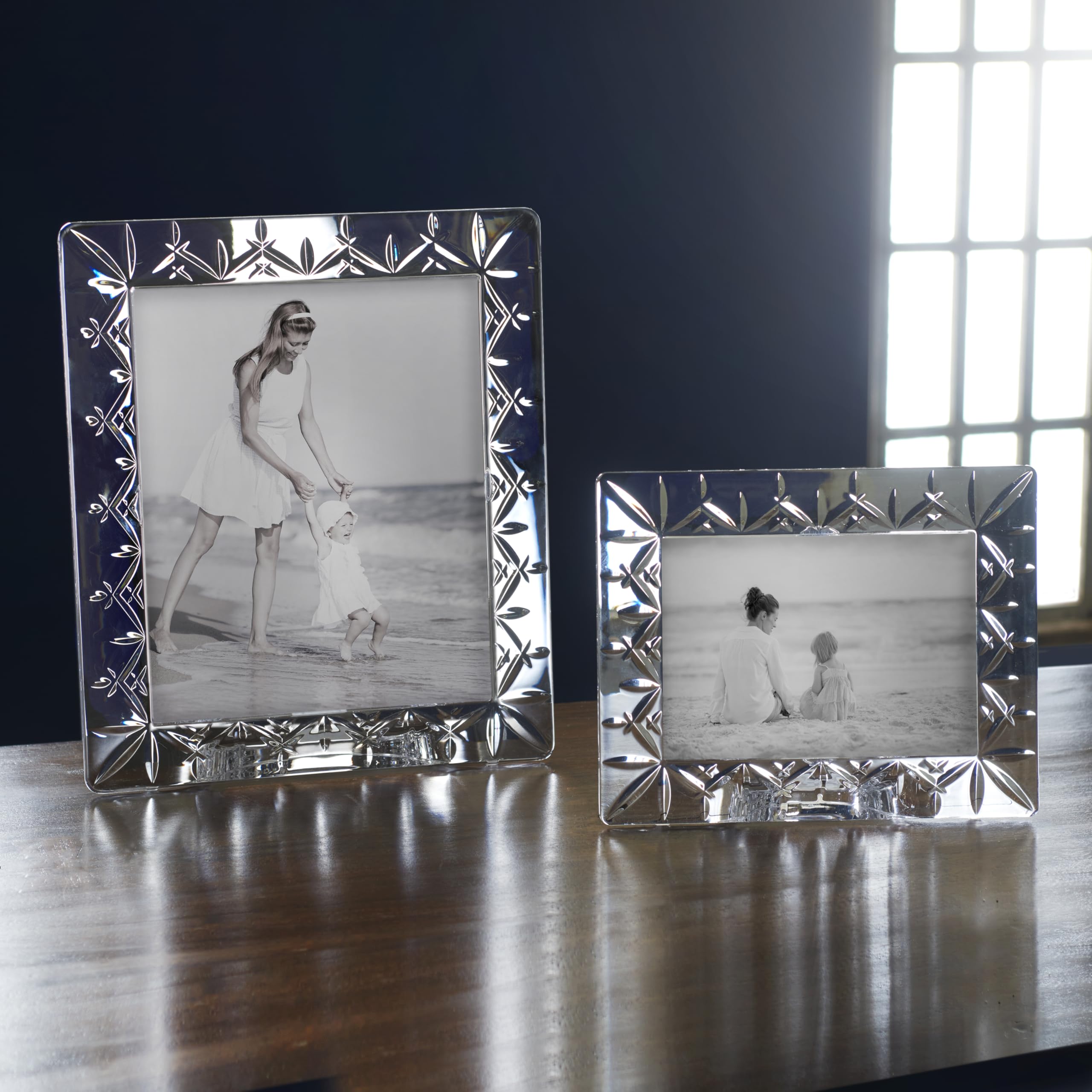 Marquis  Crystal フォトフレーム Amazon.com: Marquis by Waterford Markham Frame 5X7